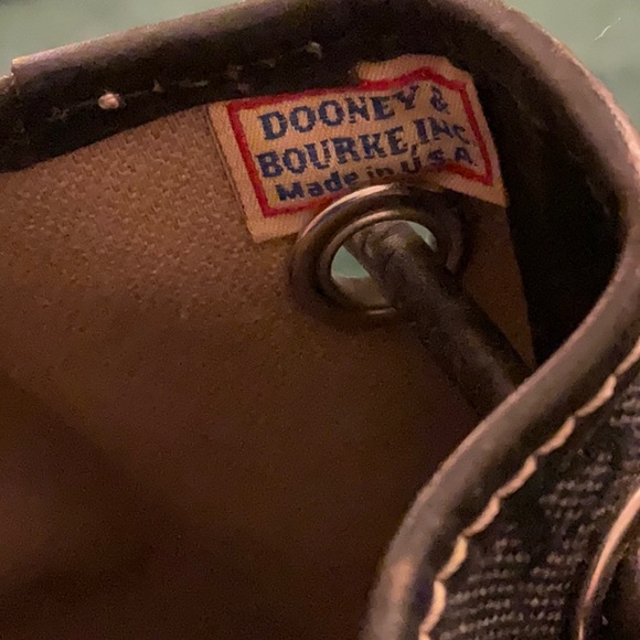 Dooney & Bourke Black Bucket Bag - EUC - Picture 6 of 10